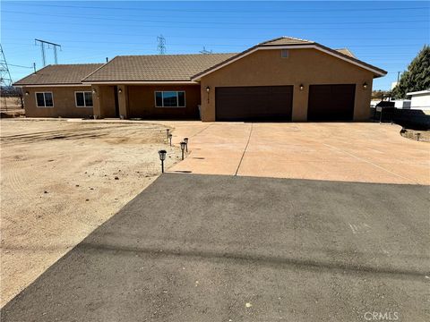 7164 Kingsley Avenue Hesperia CA 92345