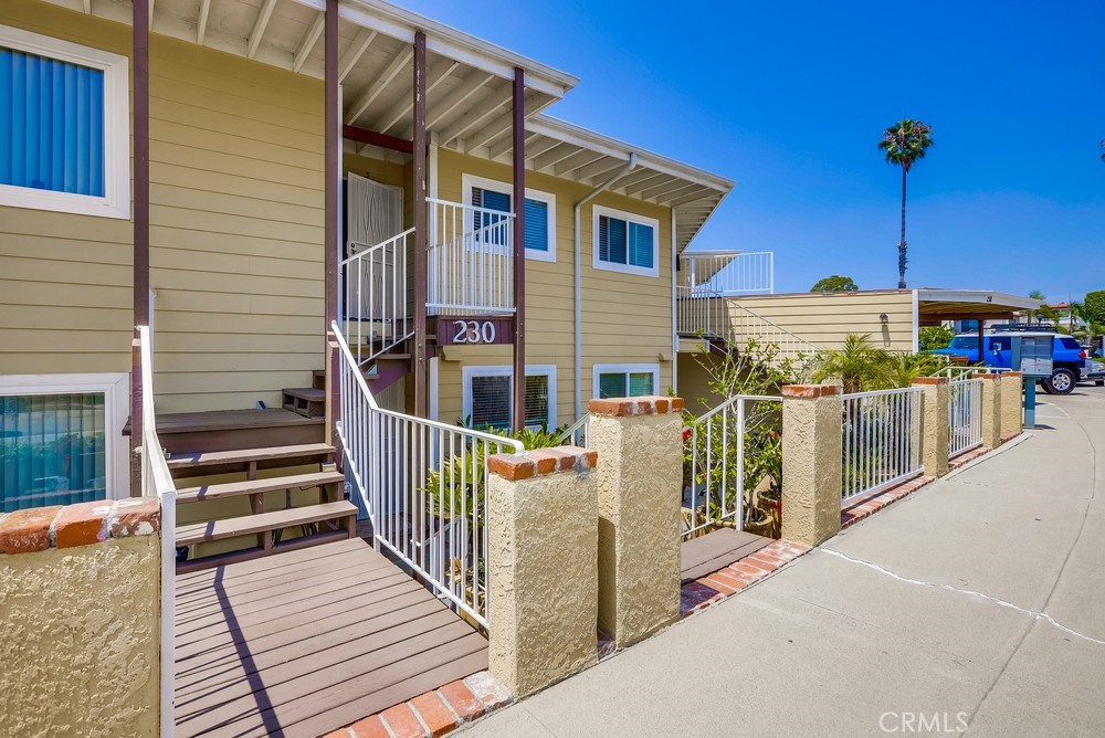 230 Avenida Montalvo