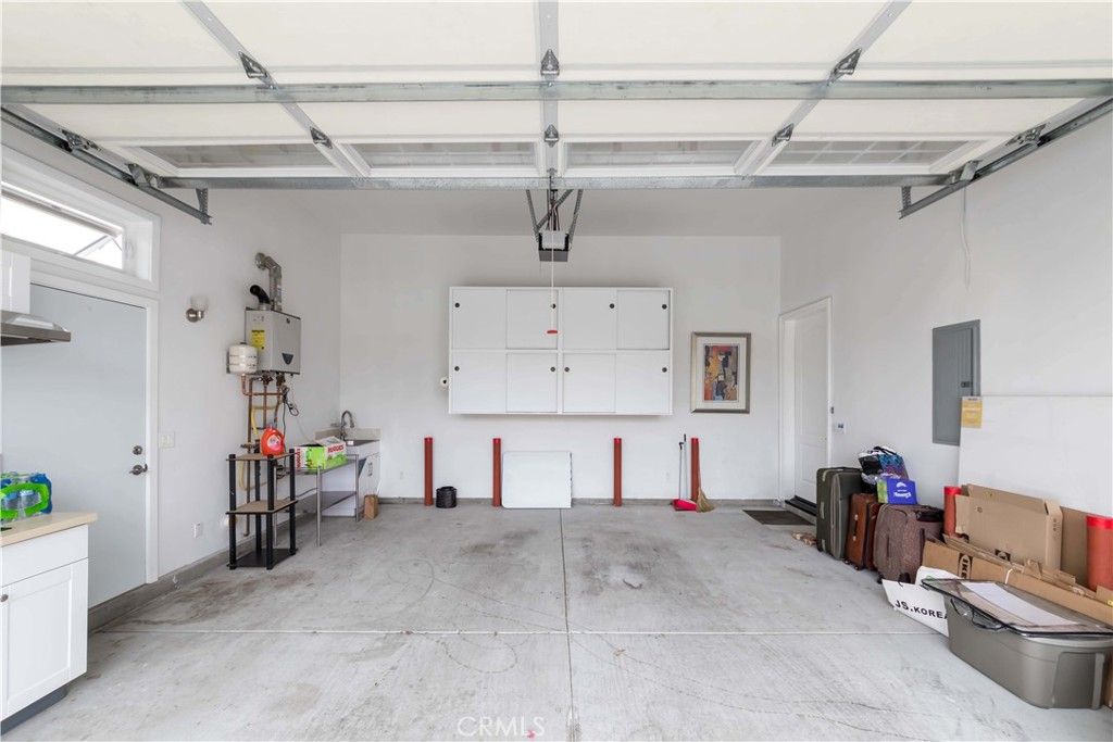 listing image 130726451142400768071