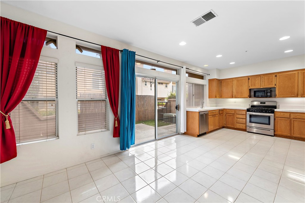 Photo 15 of 30 of 87 Paseo Del Sol townhome