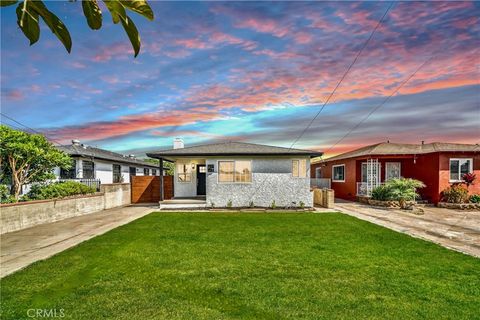 A home in Inglewood