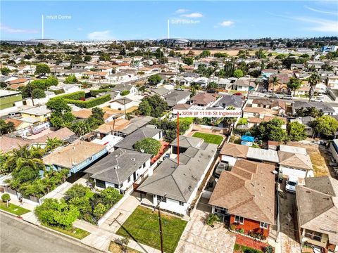 A home in Inglewood