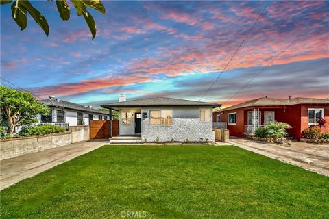 A home in Inglewood