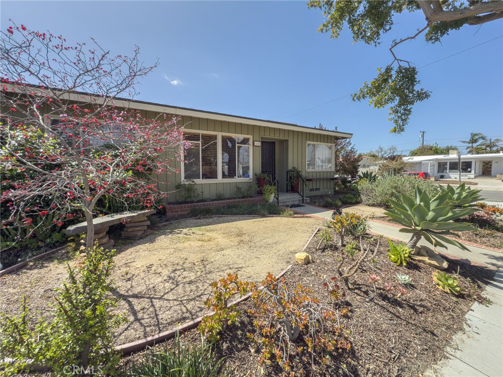 6500 E Espanita Street