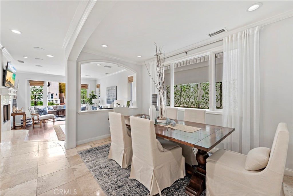 Corona del Mar South of PCH (CDMS) - Residential Lease