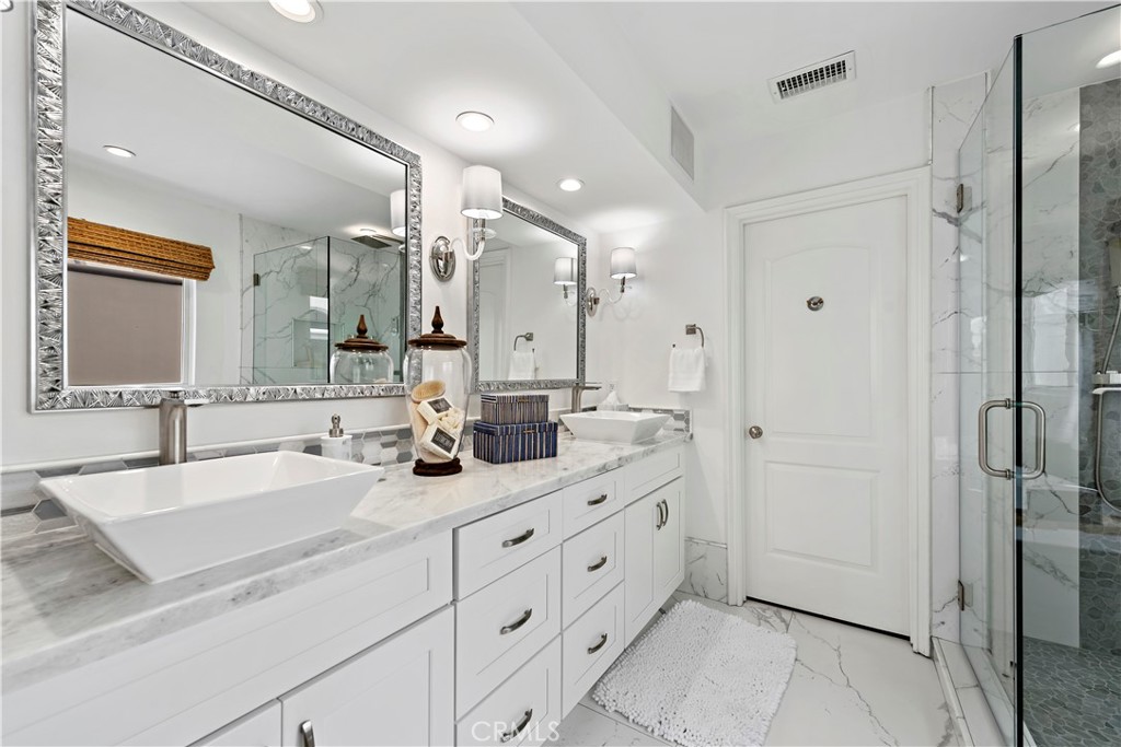 Corona del Mar South of PCH (CDMS) - Residential Lease