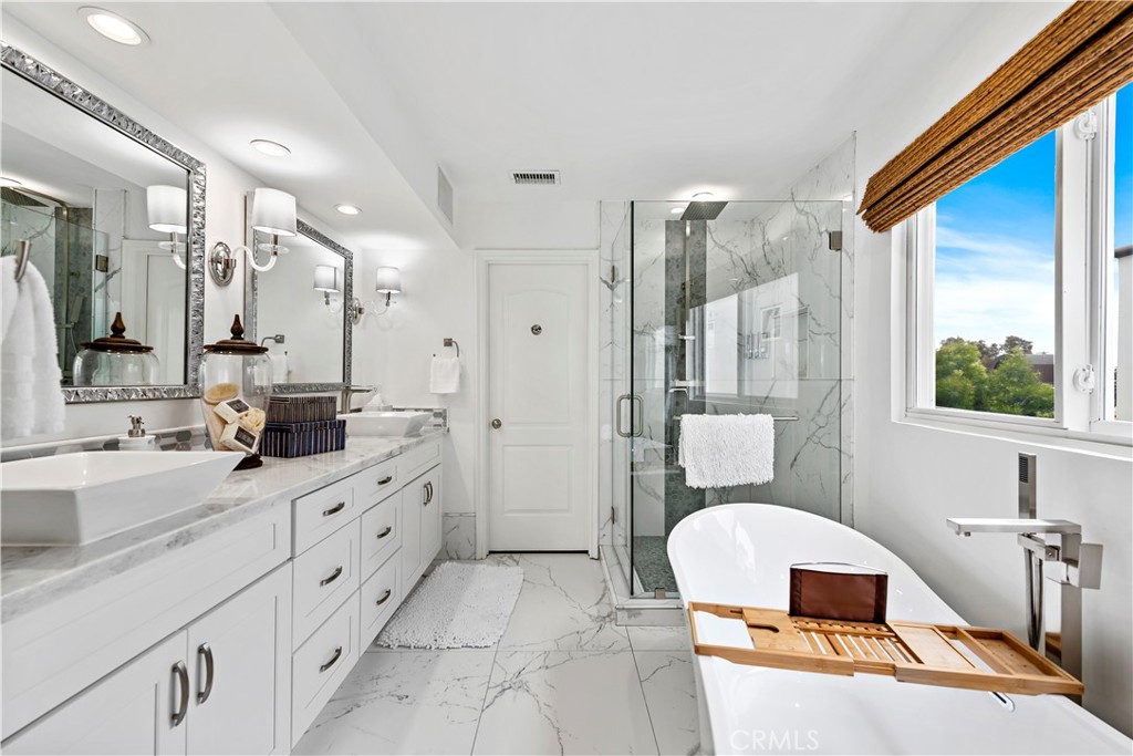 Corona del Mar South of PCH (CDMS) - Residential Lease