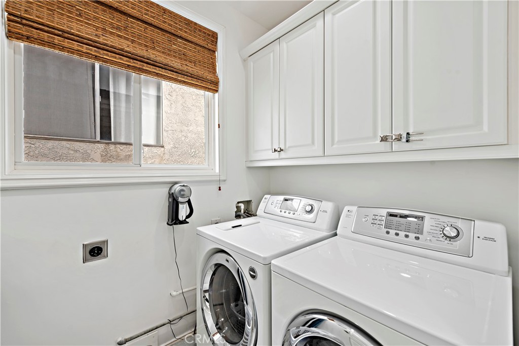 Corona del Mar South of PCH (CDMS) - Residential Lease