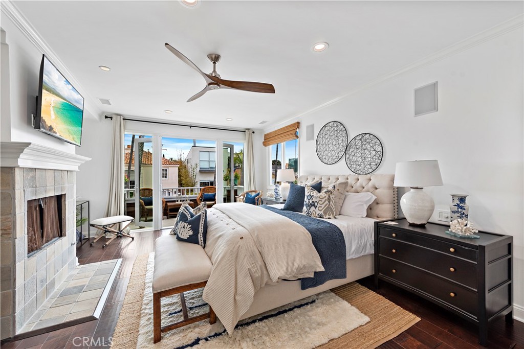 Corona del Mar South of PCH (CDMS) - Residential Lease