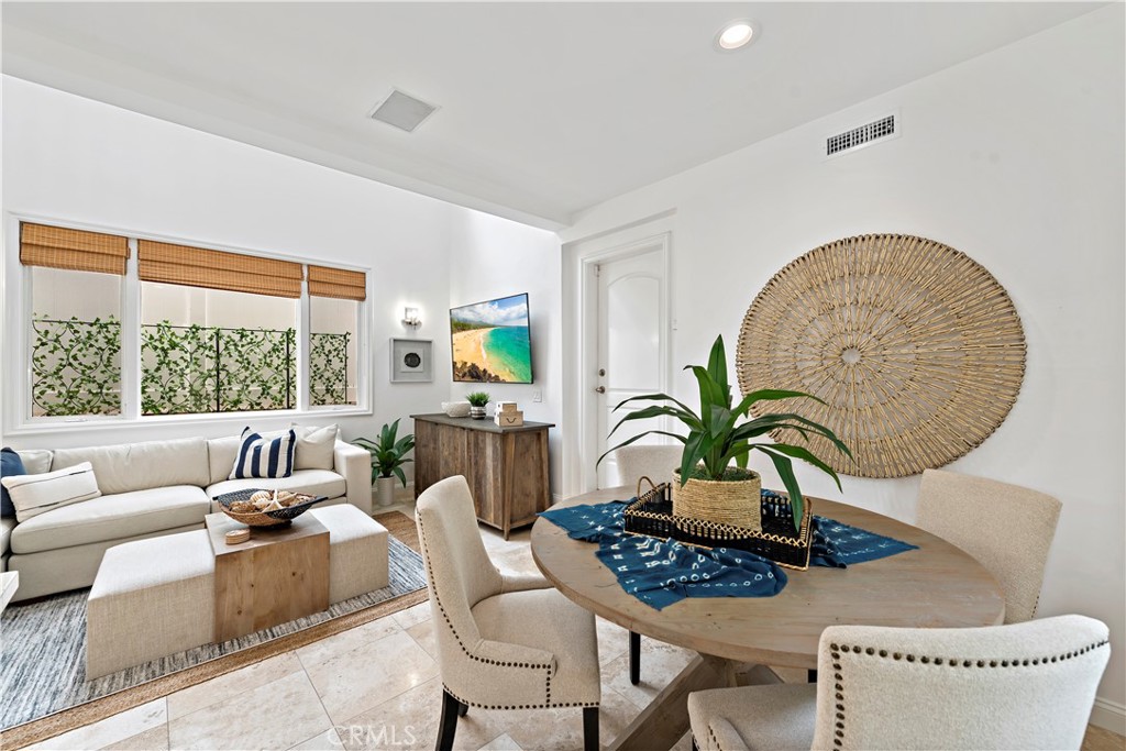 Corona del Mar South of PCH (CDMS) - Residential Lease