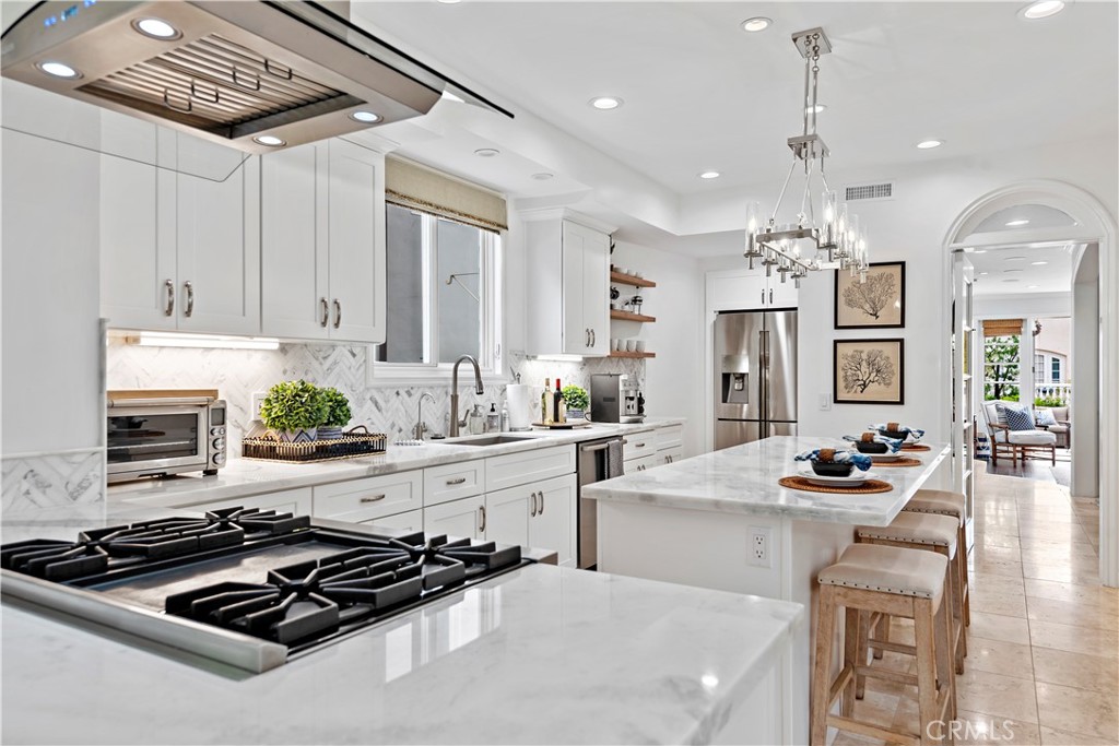 Corona del Mar South of PCH (CDMS) - Residential Lease