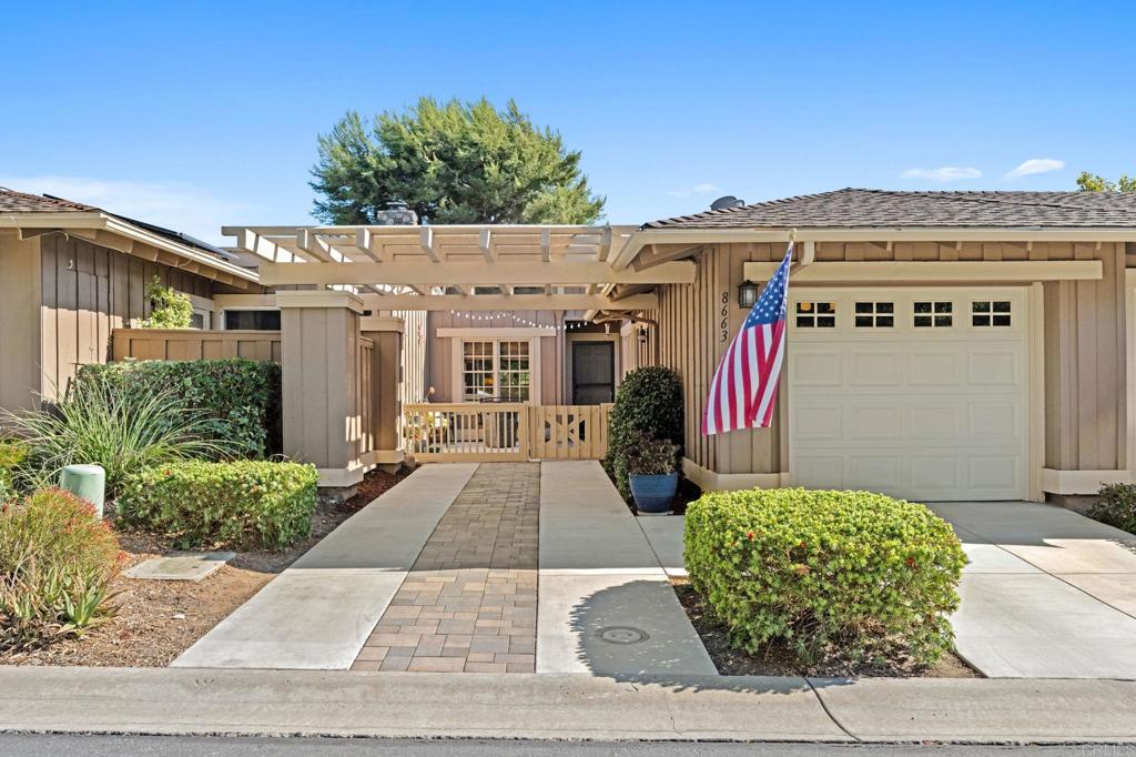 View Escondido, CA 92026 house