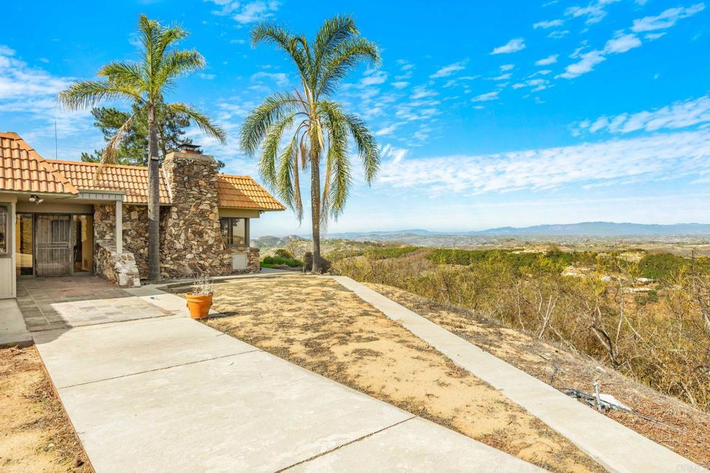 30508 Circle R Lane