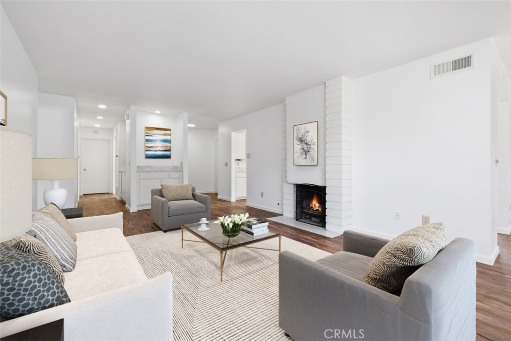 Terrace (TR) - Residential