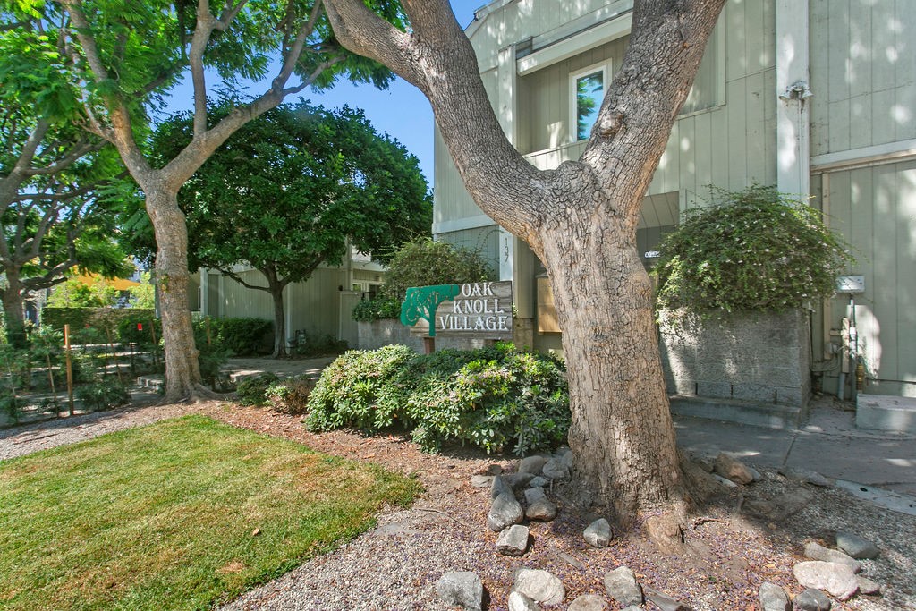 View Pasadena, CA 91101 condo