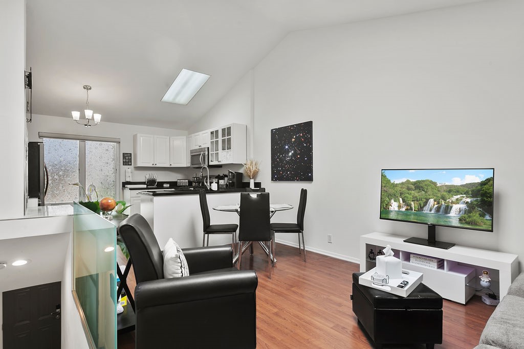 Photo 3 of 16 of 137 N Oak Knoll Avenue 9 condo