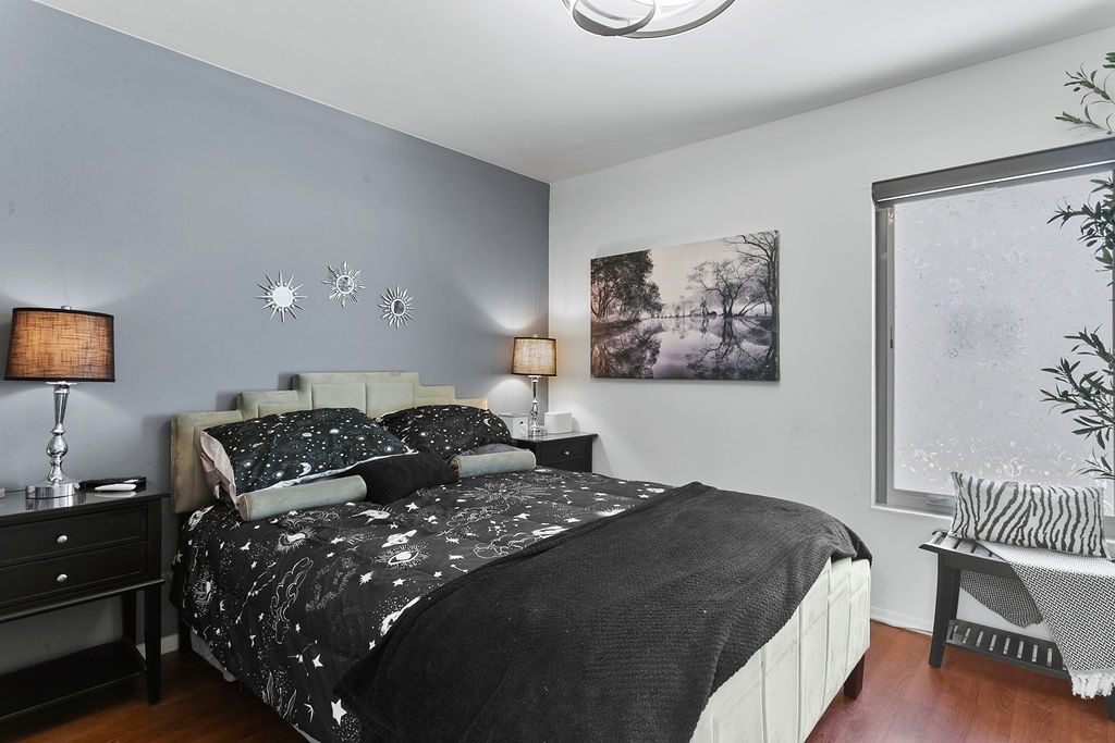 Photo 11 of 16 of 137 N Oak Knoll Avenue 9 condo