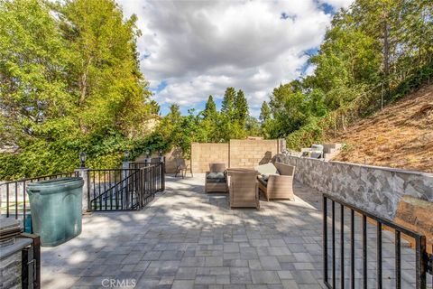 A home in Porter Ranch