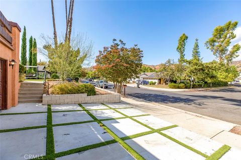 A home in Porter Ranch