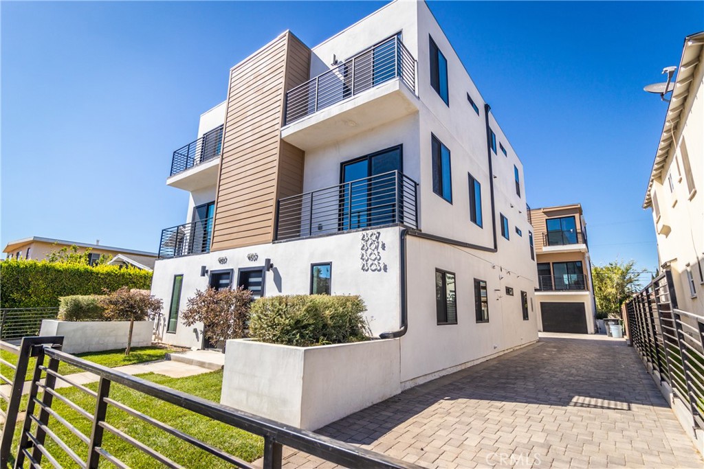 Properties 2 4505 W 18th