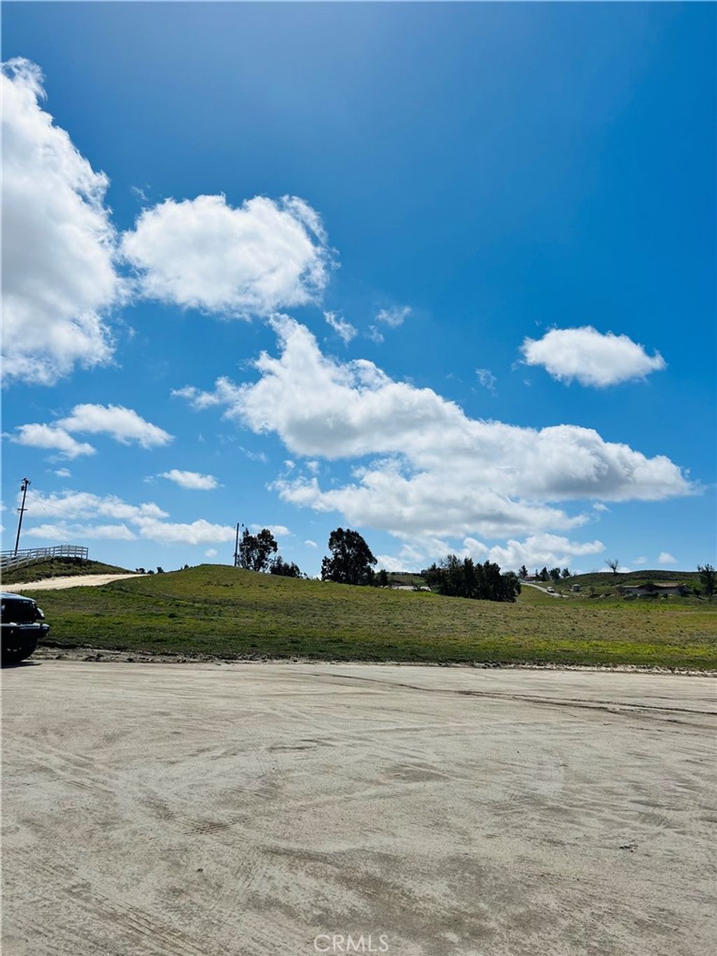 listing image 130726732913888235336