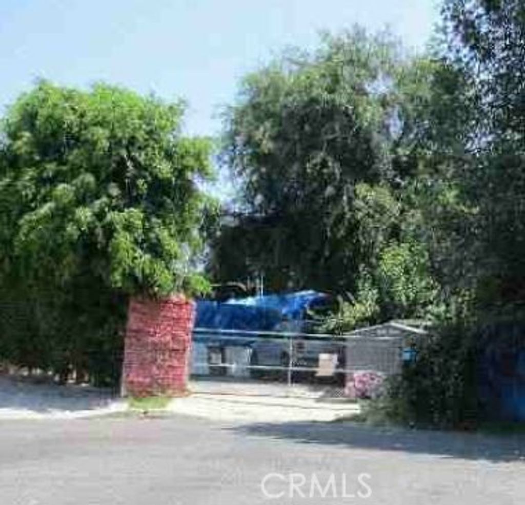 listing image 0