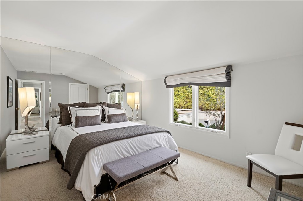 Irvine Terrace (IRVT) - Residential