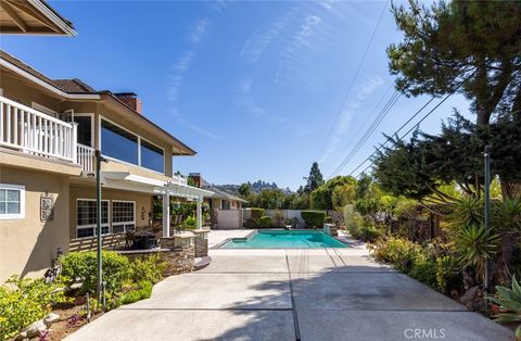 A home in North Tustin