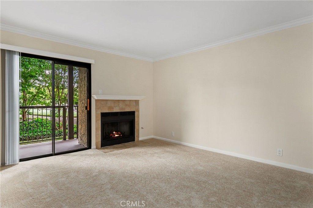 listing image 130723992679792557049