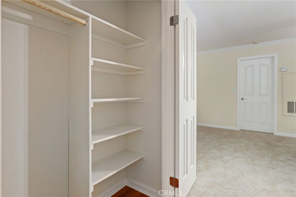 listing image 130721881985886503604