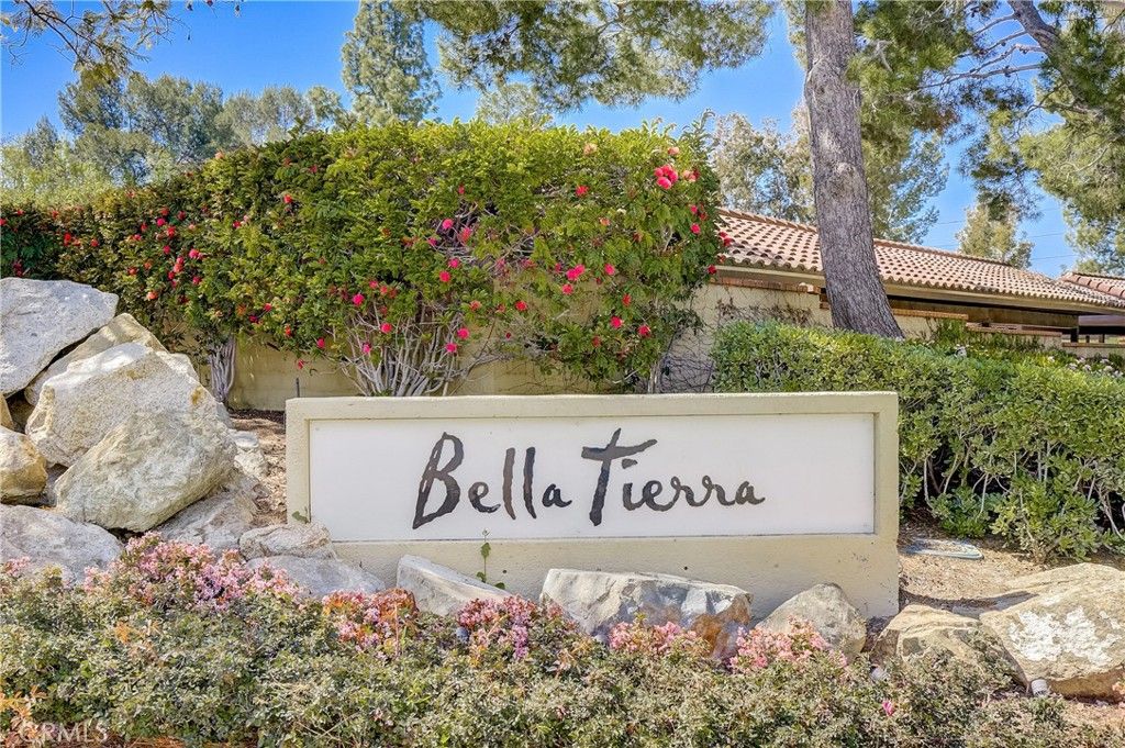 listing image 130725478280629125596
