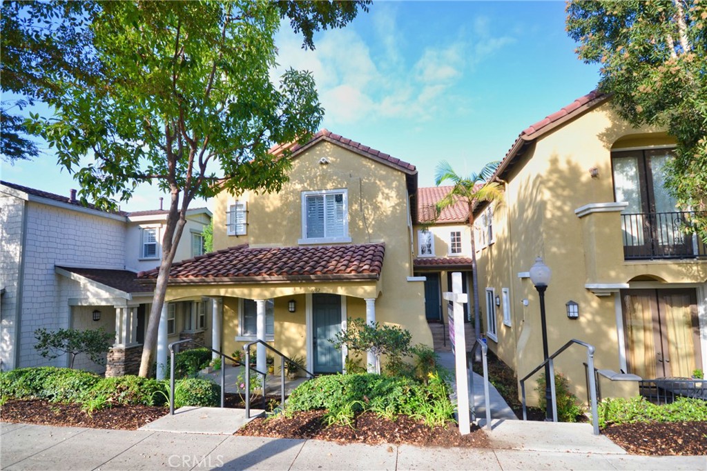 Gallery Walk (GALW) - Residential Lease