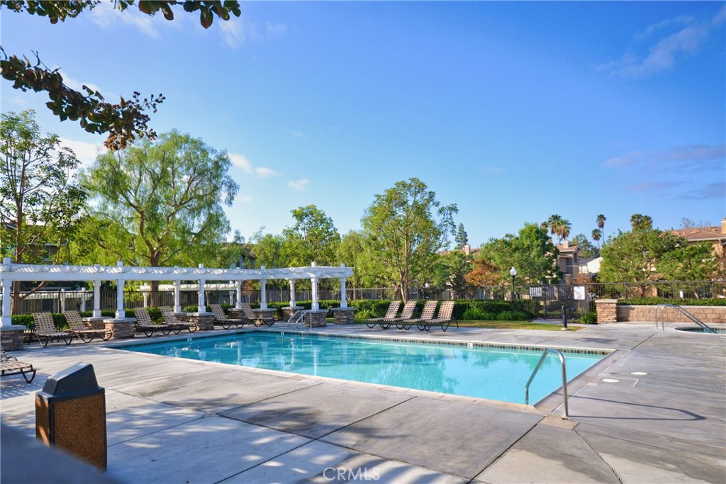 Gallery Walk (GALW) - Residential Lease