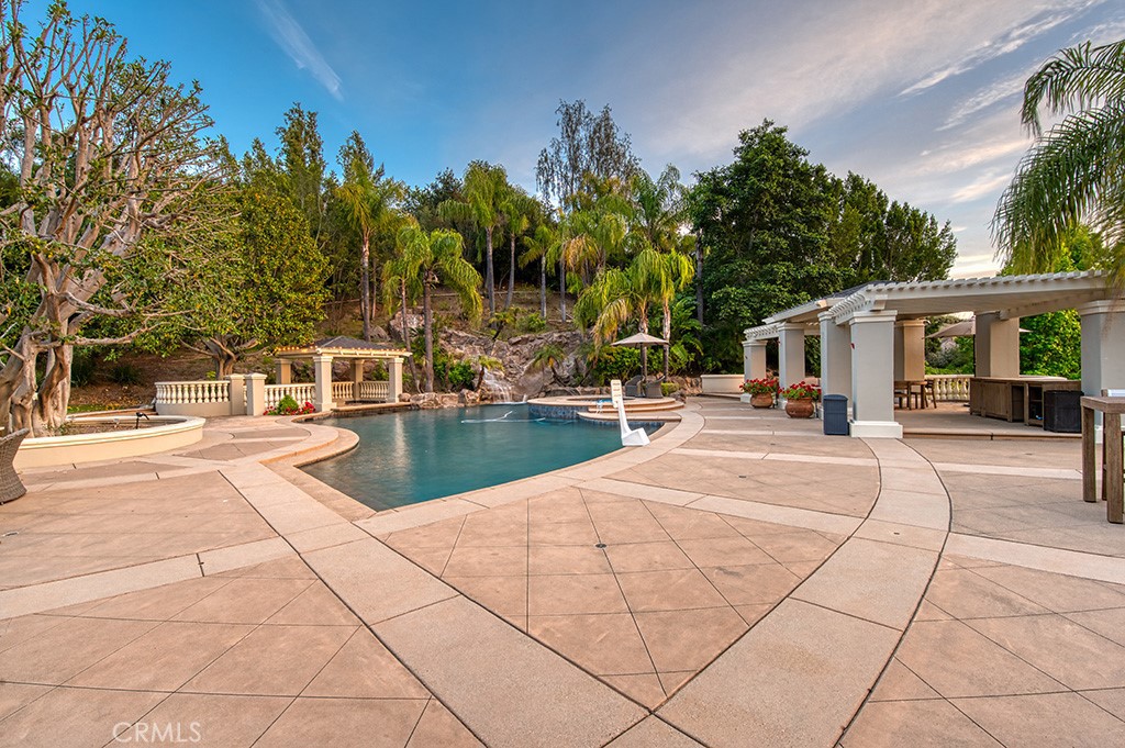 Los Ranchos Estates (LRE) - Residential