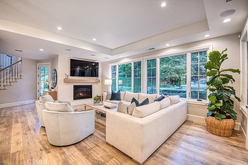 Los Ranchos Estates (LRE) - Residential