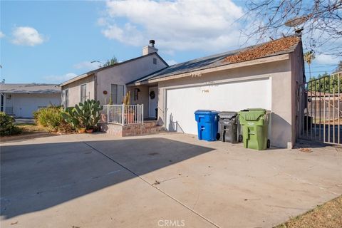 A home in Reseda