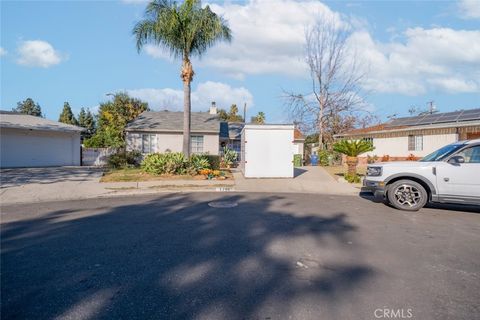 A home in Reseda