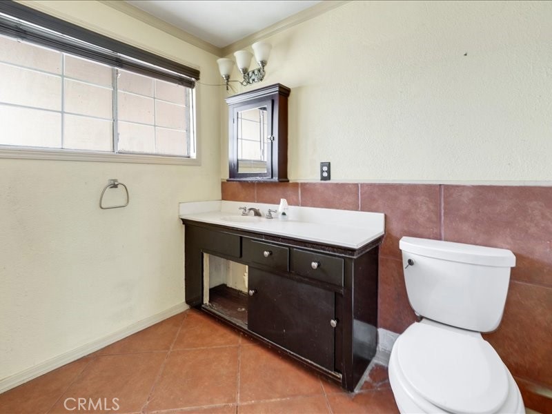 Photo 19 of 25 of 1506 S Gilbert Street house