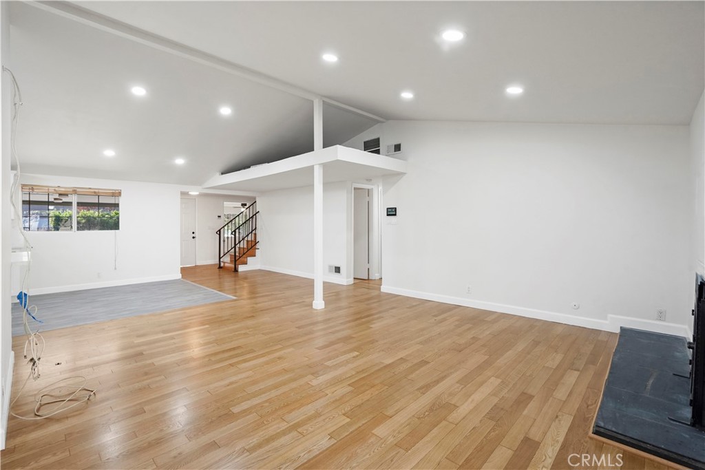 Properties 4 8836 Oneida Avenue