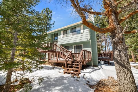 Photo of 866 Eureka Drive, Big Bear Lake, CA 92315 (MLS # SW25026013) Photo of 866 Eureka Drive, Big Bear Lake, CA 92315 (MLS # SW25026013)