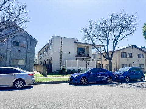 272 W Tujunga Avenue Burbank CA 91502