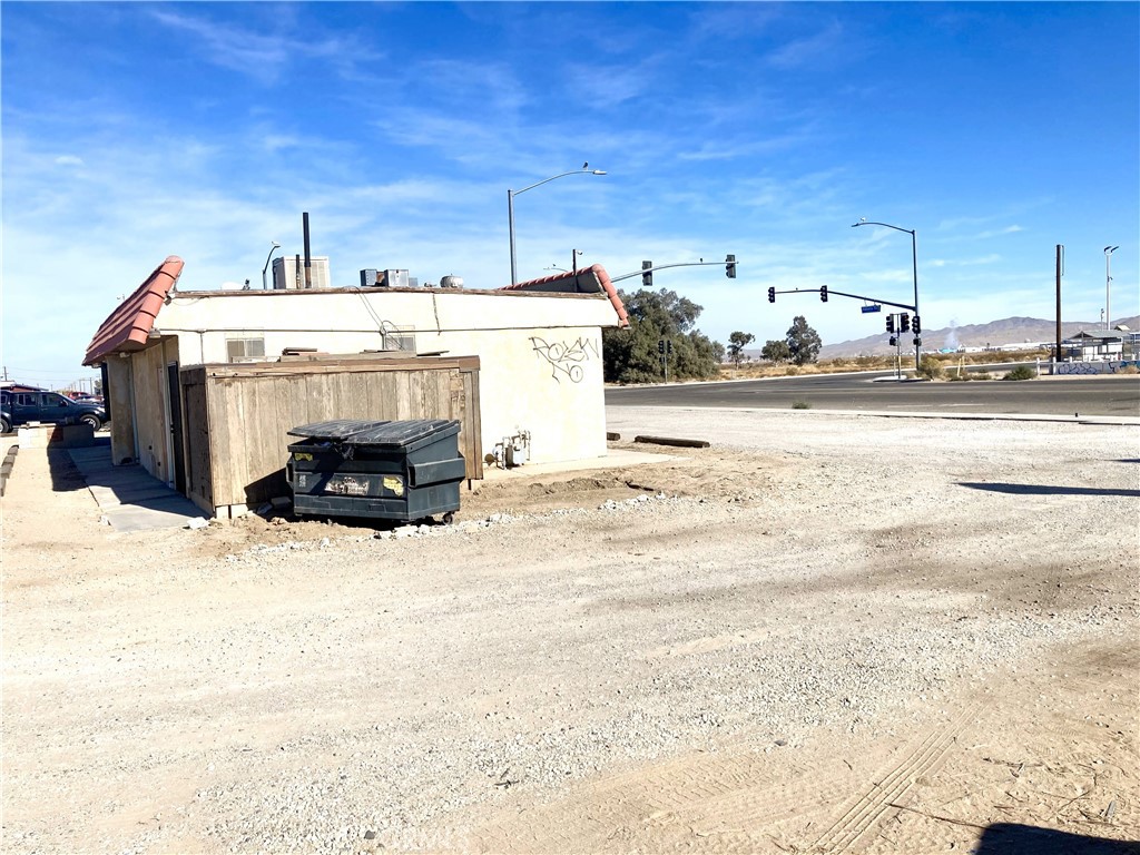 12090 Air Expressway