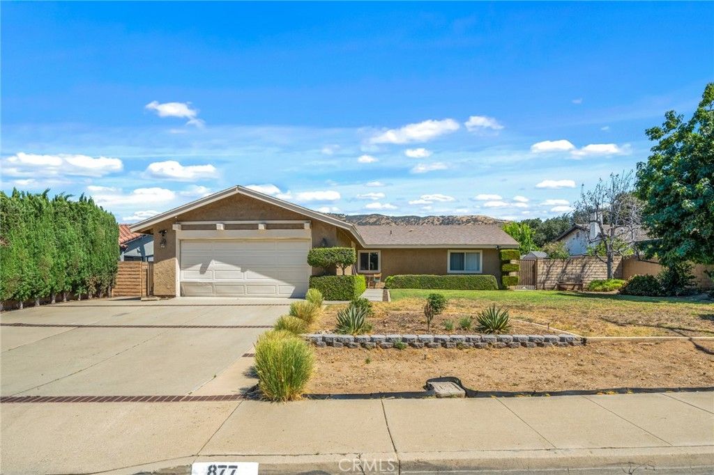 listing image 130728615722593514359