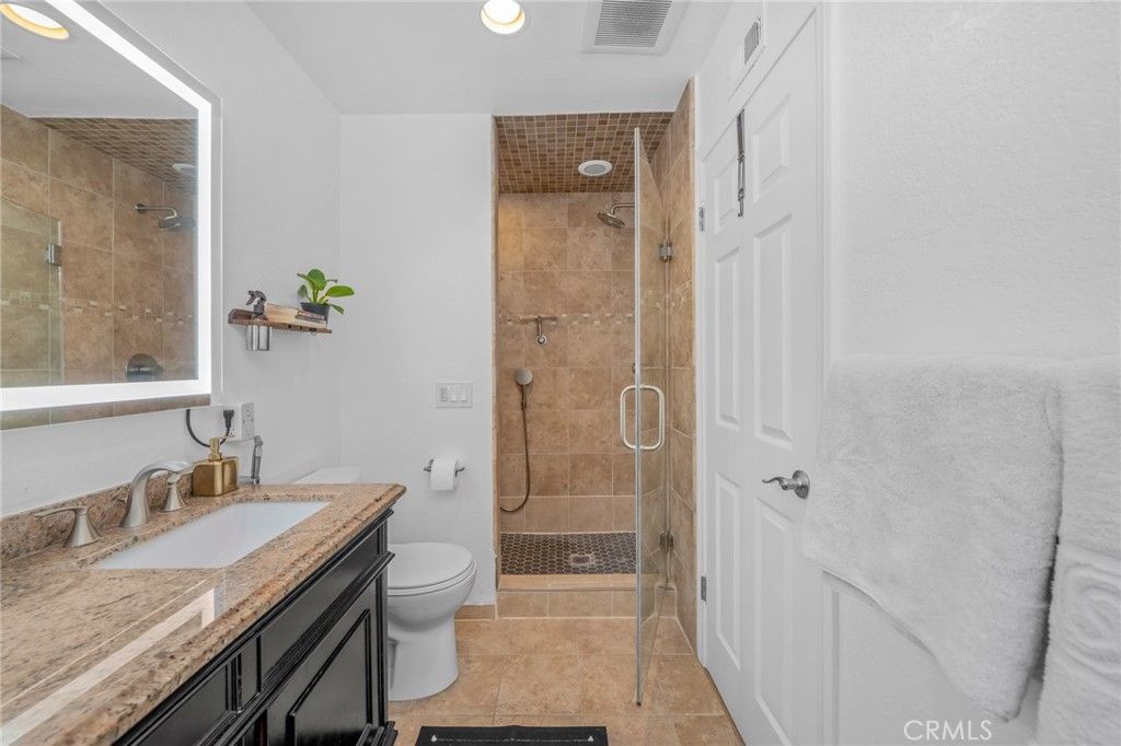 listing image 130725764749217432050