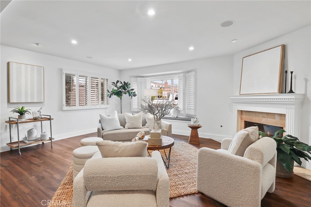 212 2nd Street