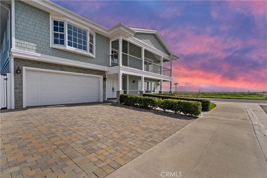 listing image 50