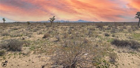 Photo of 0 Colusa Road, Adelanto, CA 92301 (MLS # HD25026604) Photo of 0 Colusa Road, Adelanto, CA 92301 (MLS # HD25026604)
