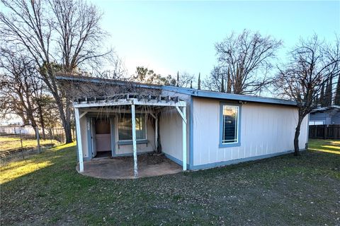 Photo of 2385 E State Hwy 20, Upper Lake, CA 95464 (MLS # LC25010070) Photo of 2385 E State Hwy 20, Upper Lake, CA 95464 (MLS # LC25010070)