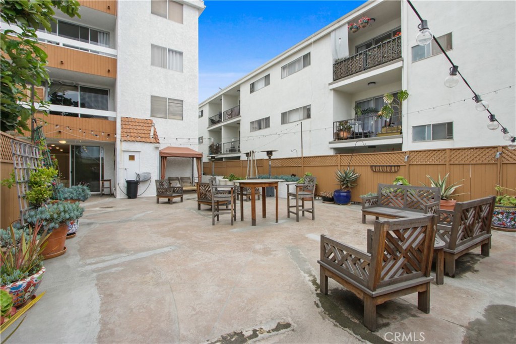 Photo 4 of 17 of 826 2nd Street 103 condo