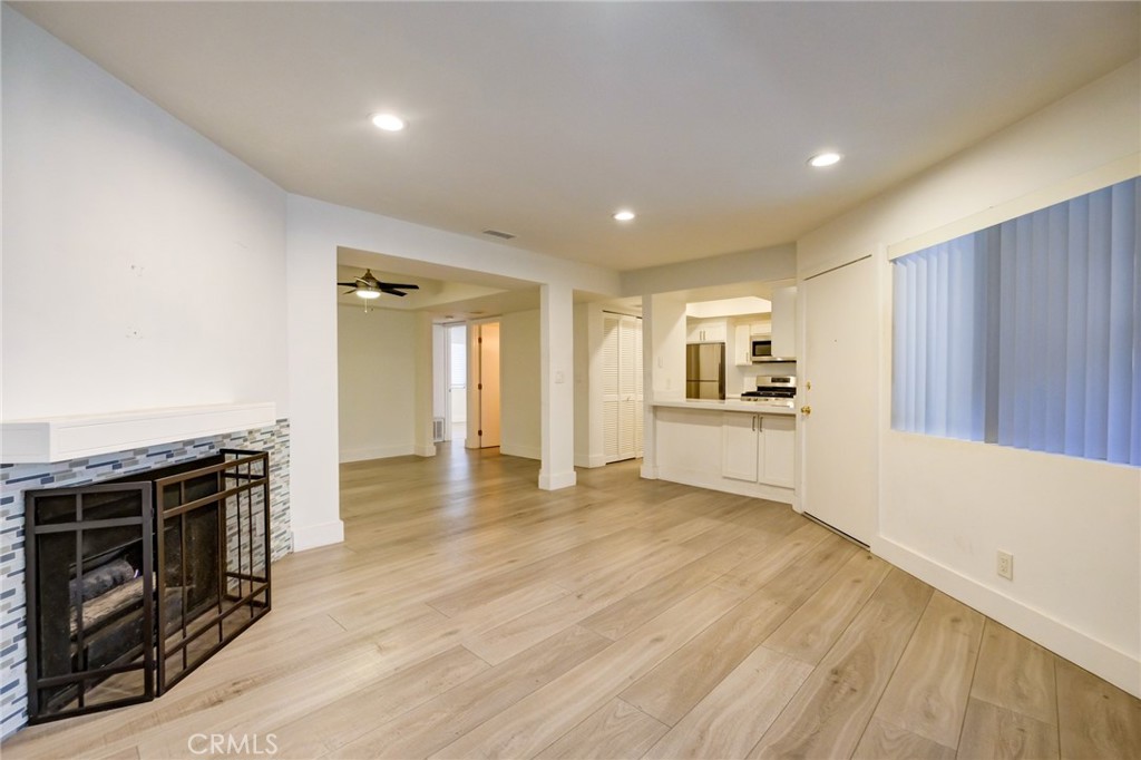 1244 E 3rd Street E 104